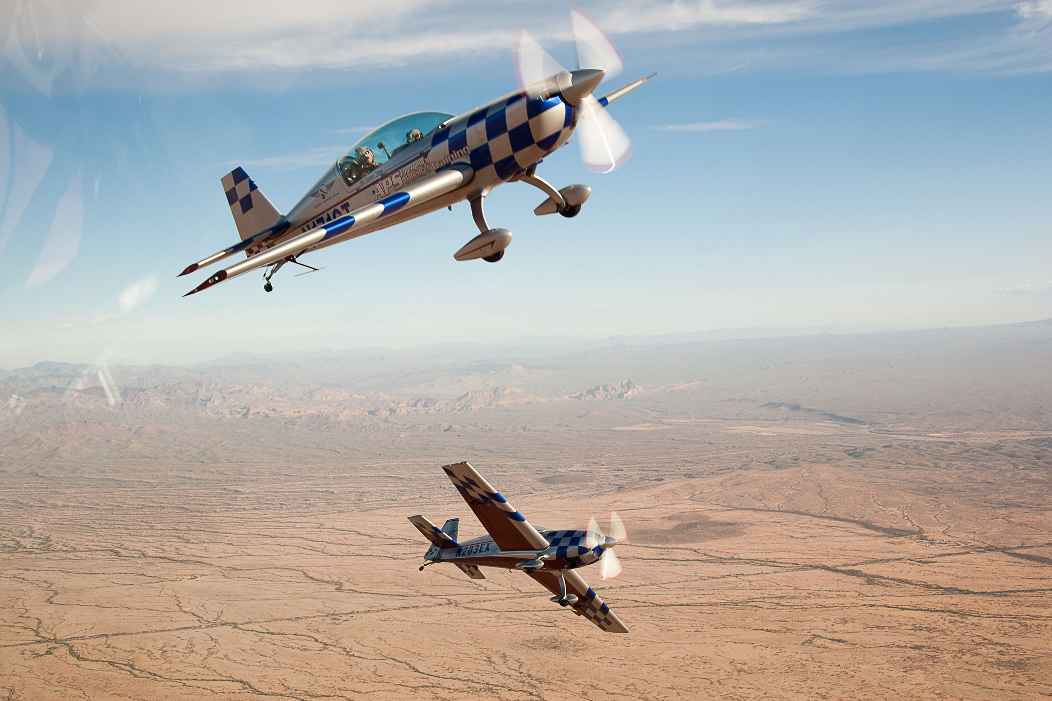 Aeroplane flying and aerobatics experiences