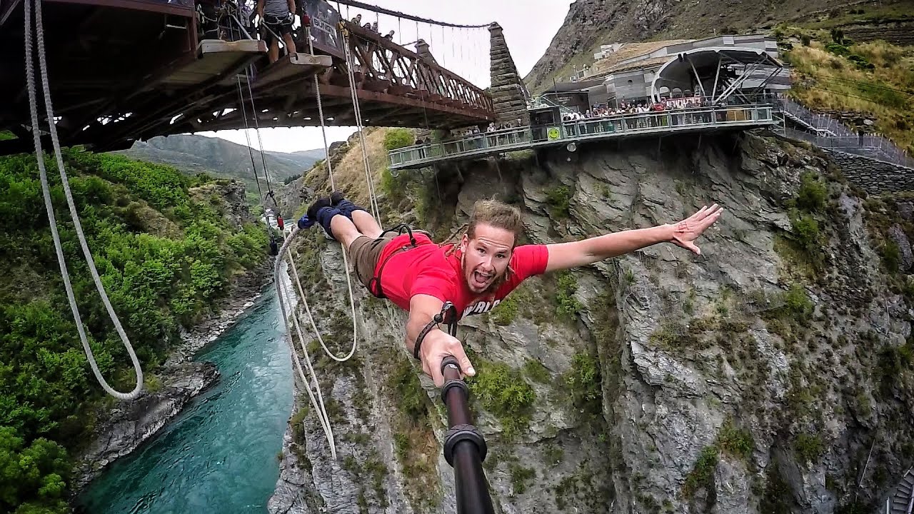 Bungee Jumping
