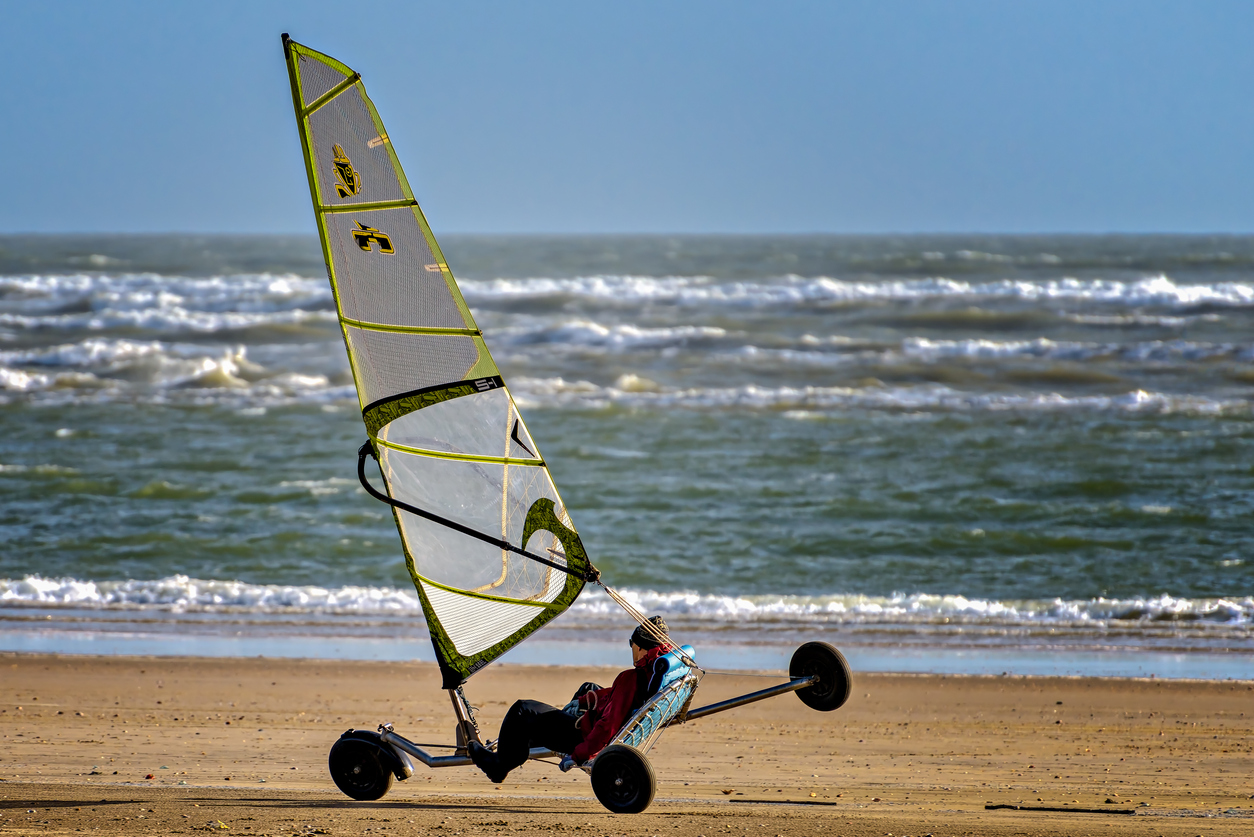 Land Sailing and Land Yachting