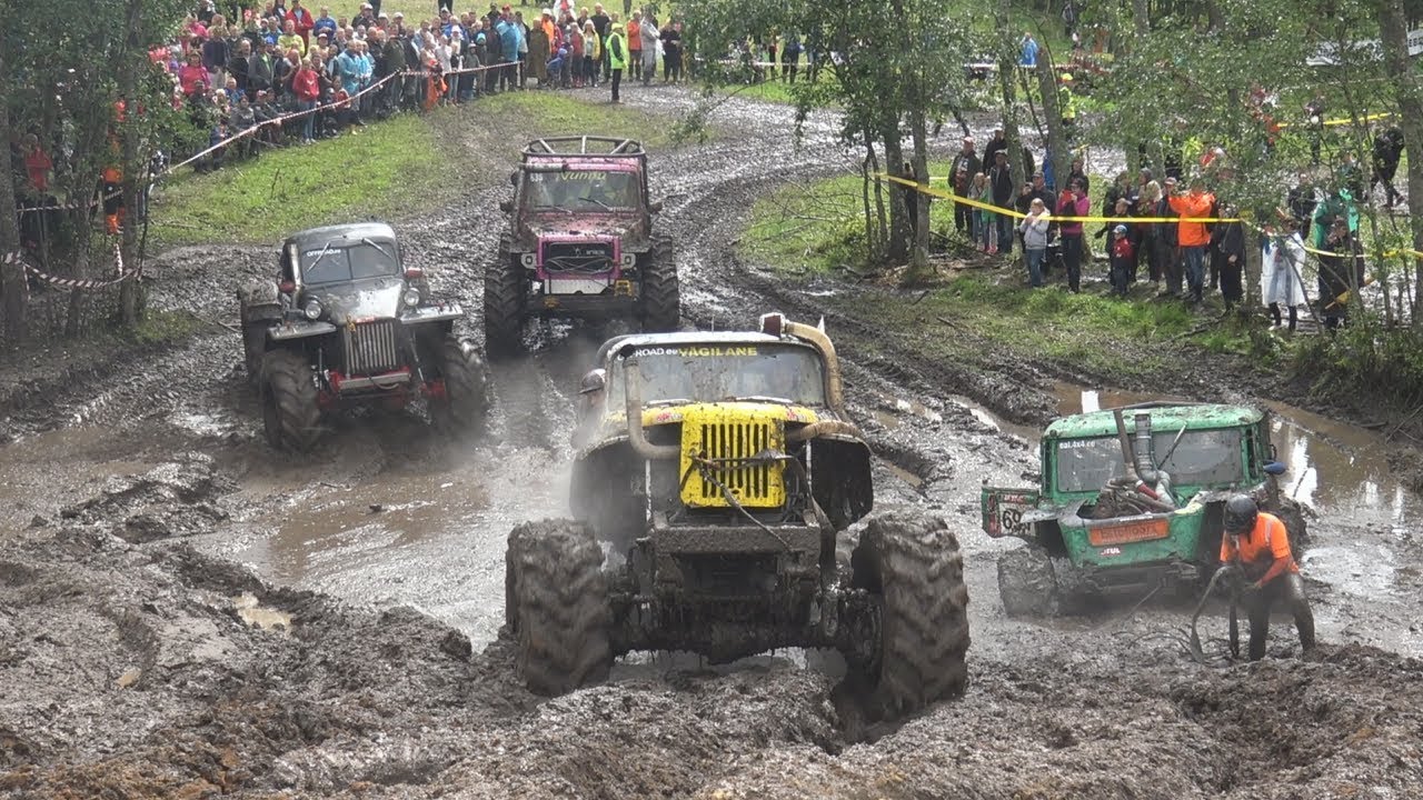 Mud Racing