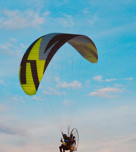 Paragliding and paramotoring overview