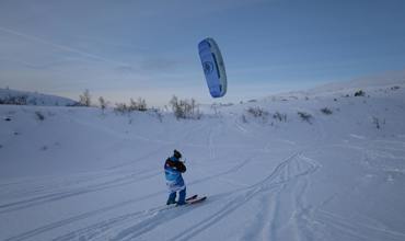 Snow kiting safety