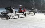 Group snowcat tour
