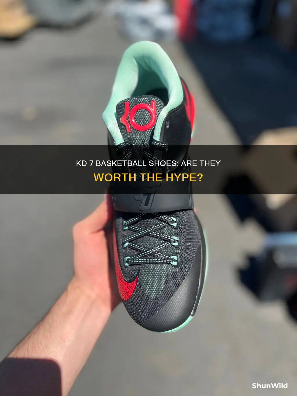 are kd 7 basketball shoes