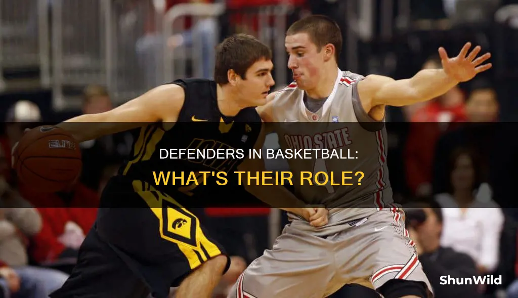 are there defenders in basketball
