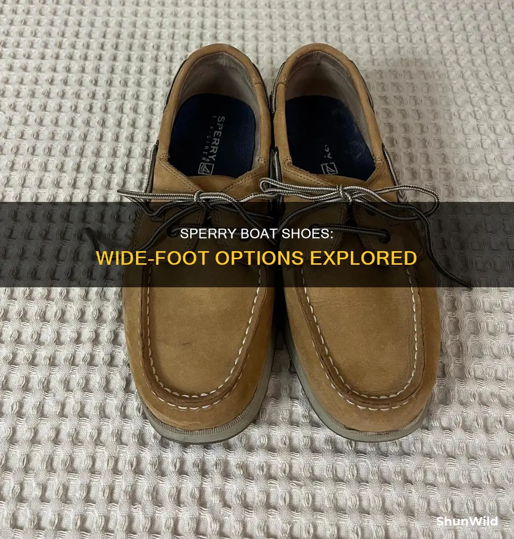 do sperry boat shoes come in wide