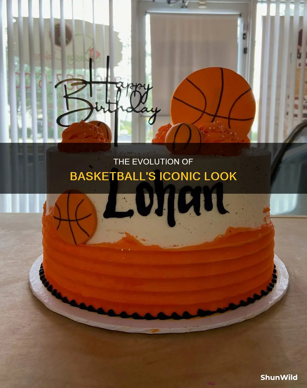 how does a basketball look