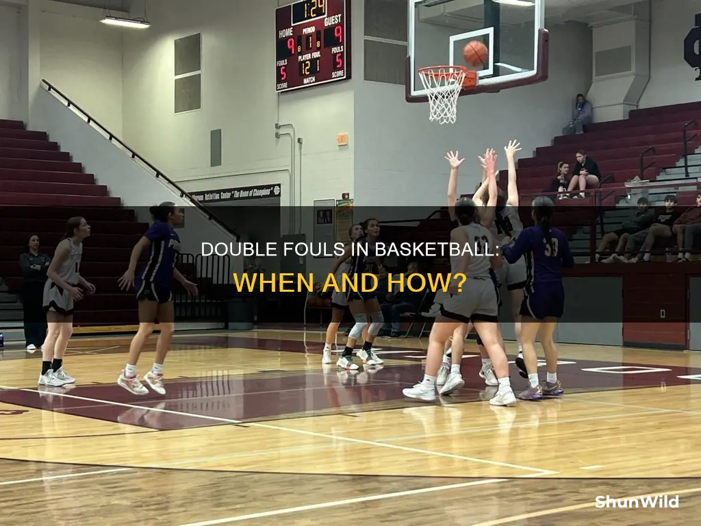 how does a double foul work in basketball