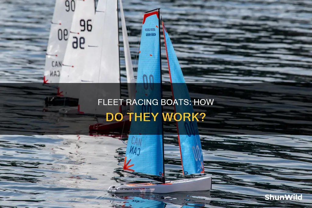 how does a fleet racing boat work