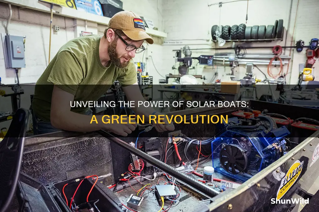 how does a solar boat works