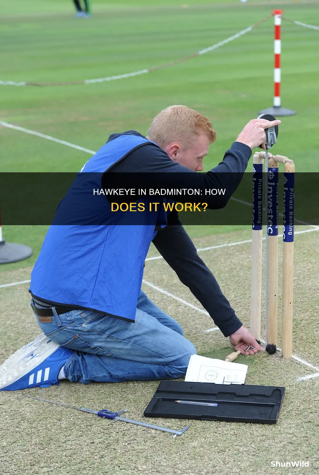 how does badminton hawkeye work