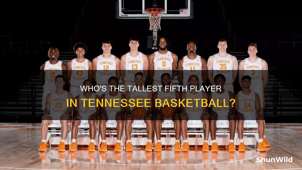 how tall is number 5 on tennessee basketball