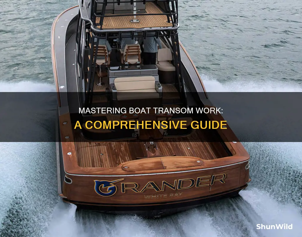 how to boat transom work