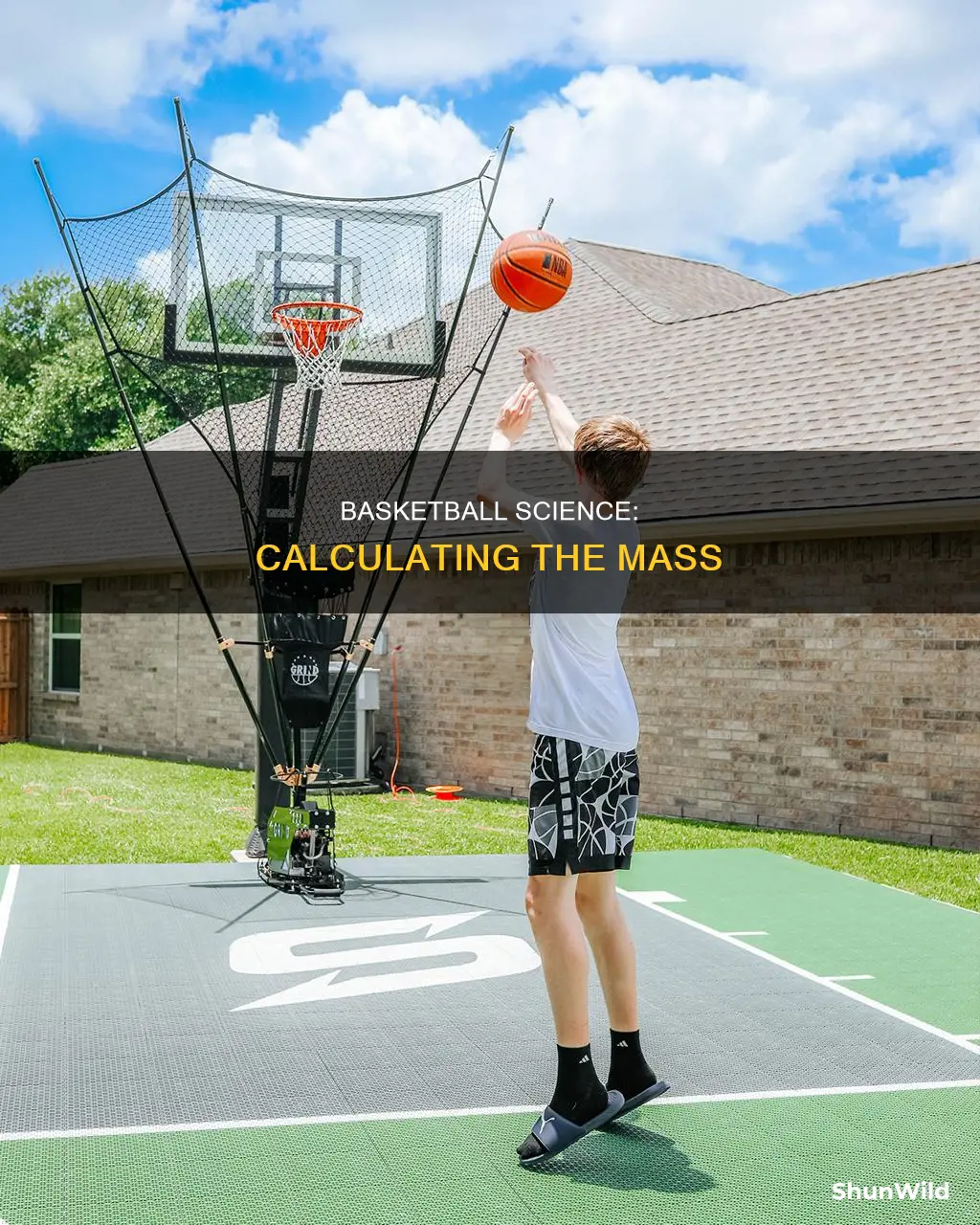 how to calculate mass of basketball