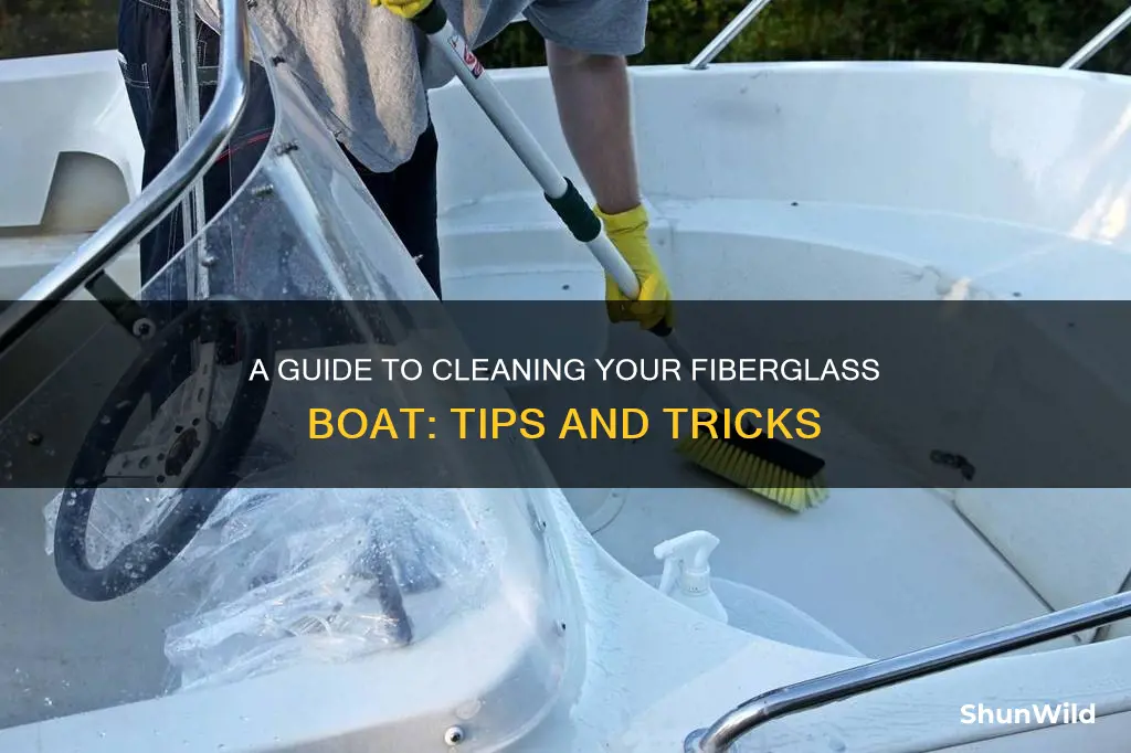 how to clean a fiberglass boat