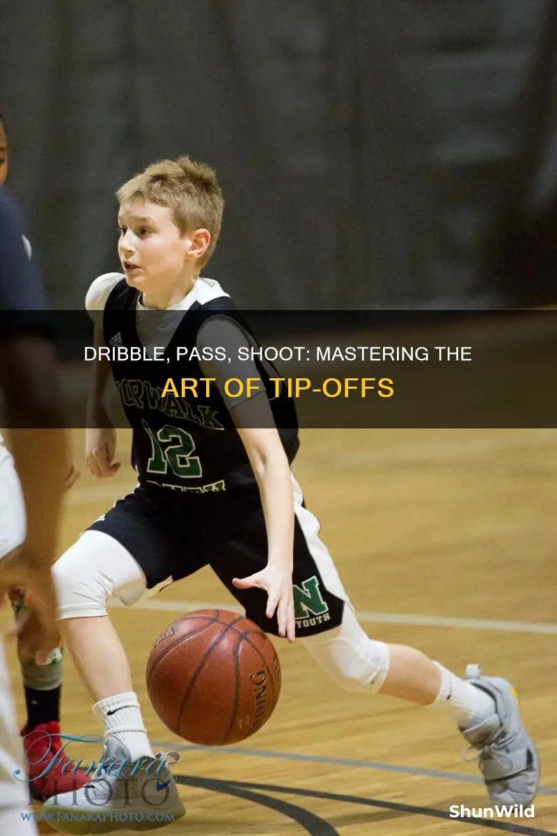 how to do a tip off in basketball