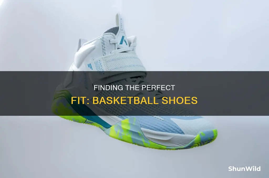 how to fit basketball shoes