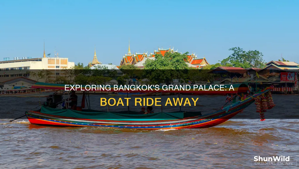 how to go to grand palace bangkok by boat