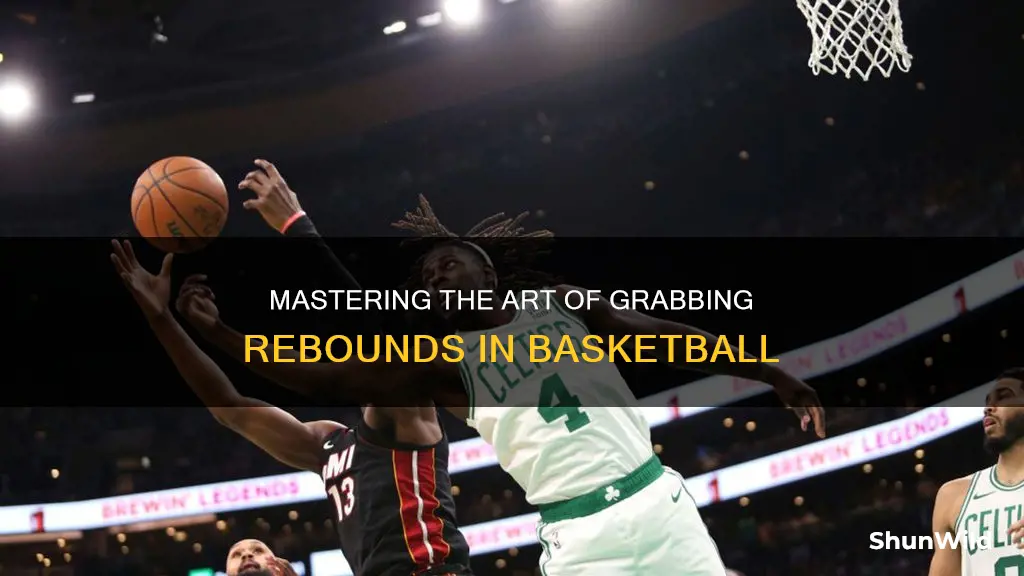 how to grab bords in basketball