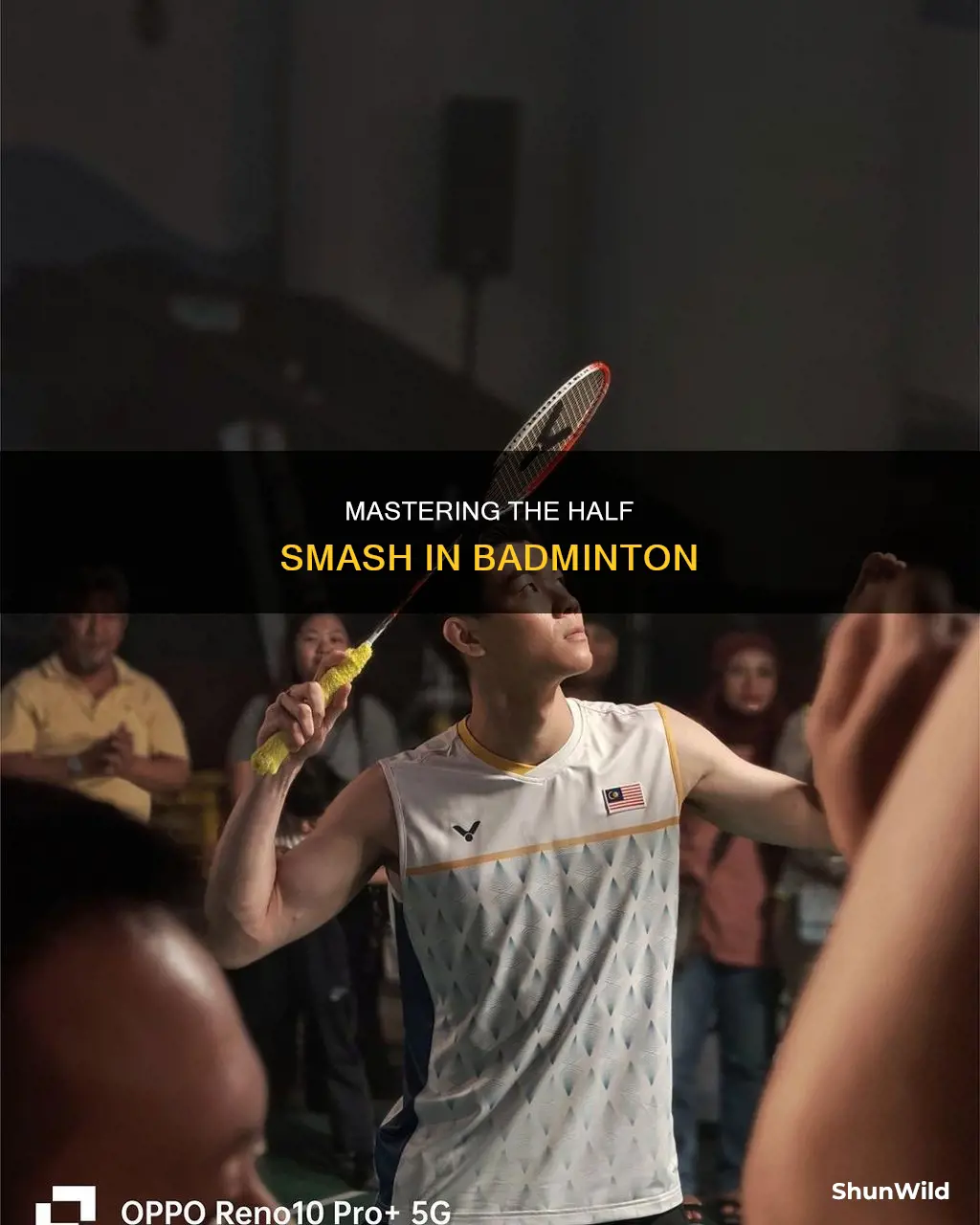 how to hit half smash in badminton