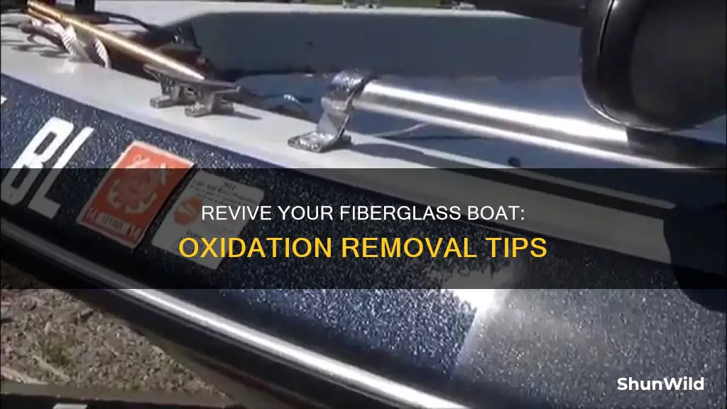 how to remove oxidation from a fiberglass boat