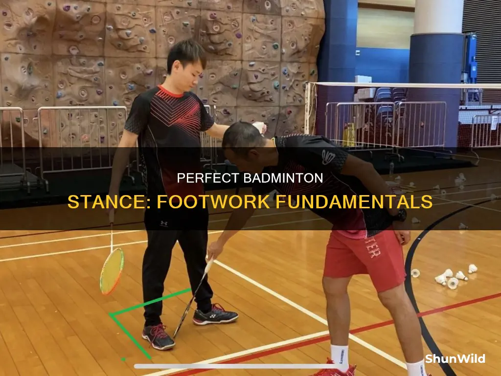 how to stand in badminton