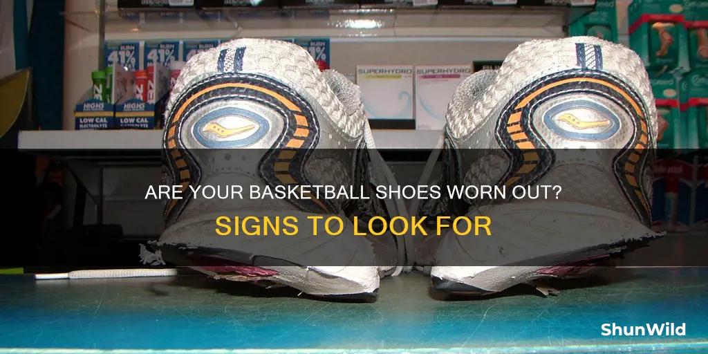 how to tell if your basketball shoes are worn out