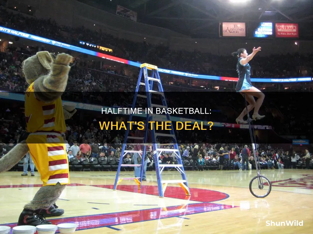 is there a halftime in basketball