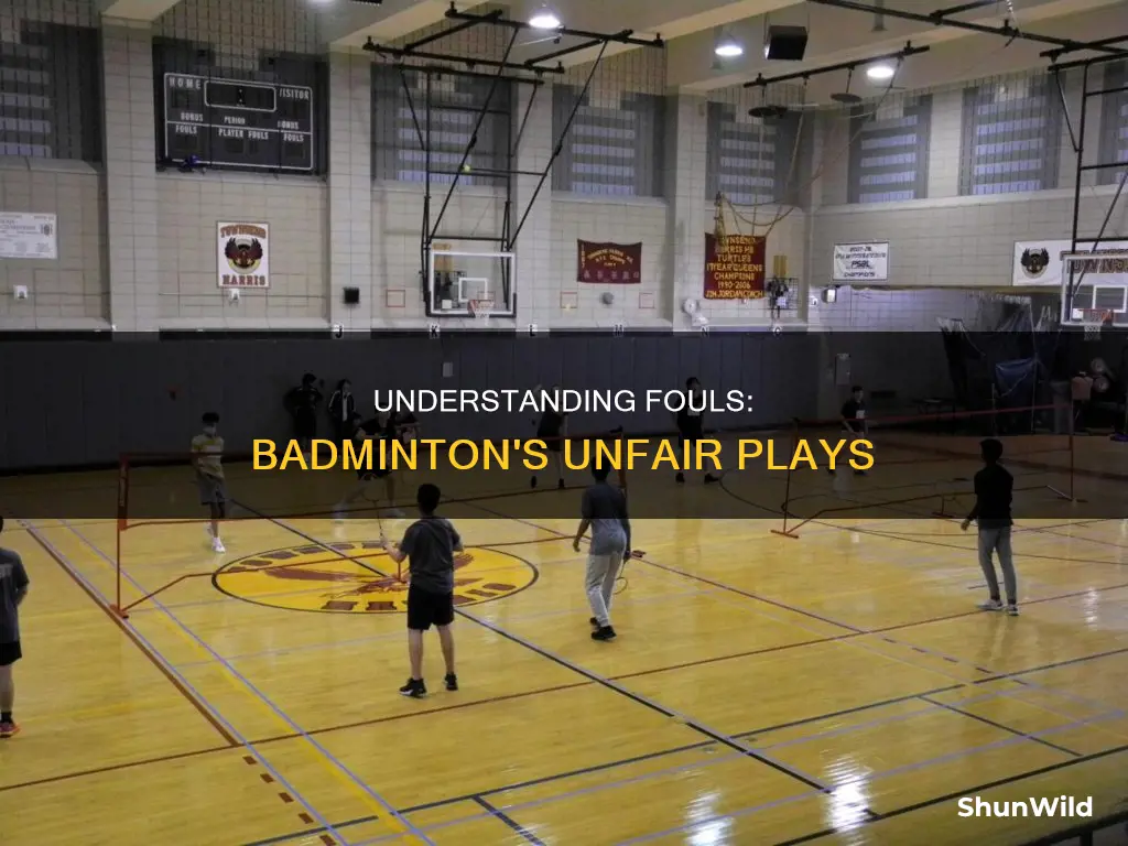 what are the fouls in badminton