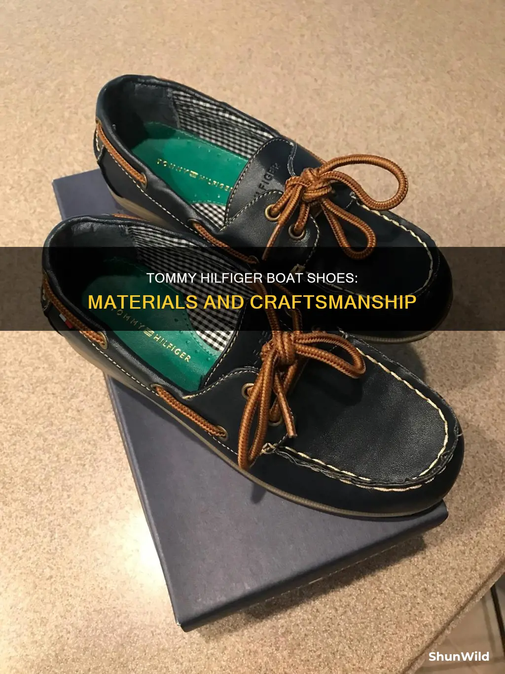 what are tommy hilfiger boat shoes made of