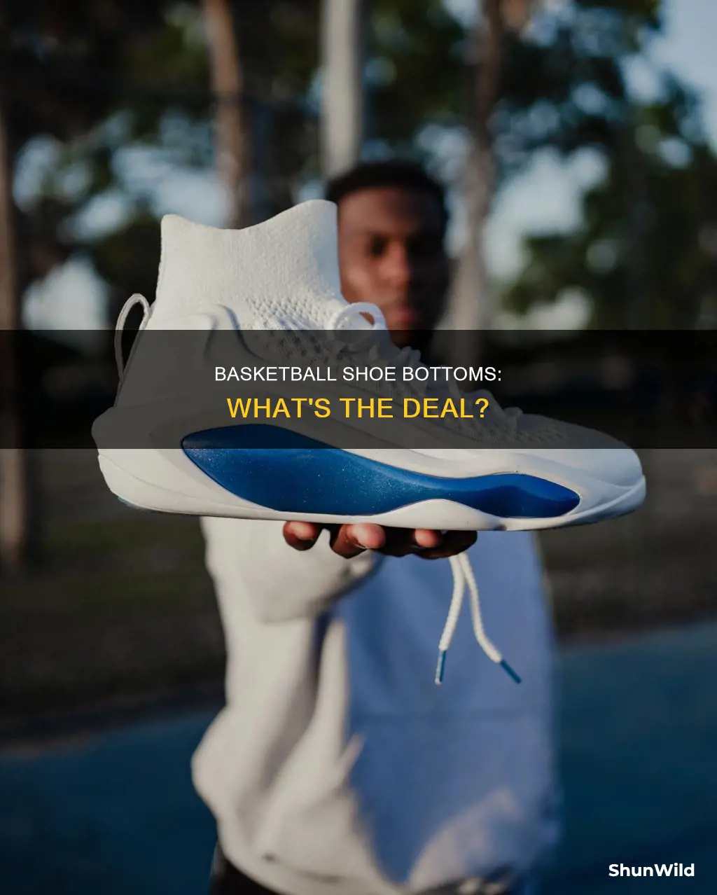 what do basketball shoe bottoms look like