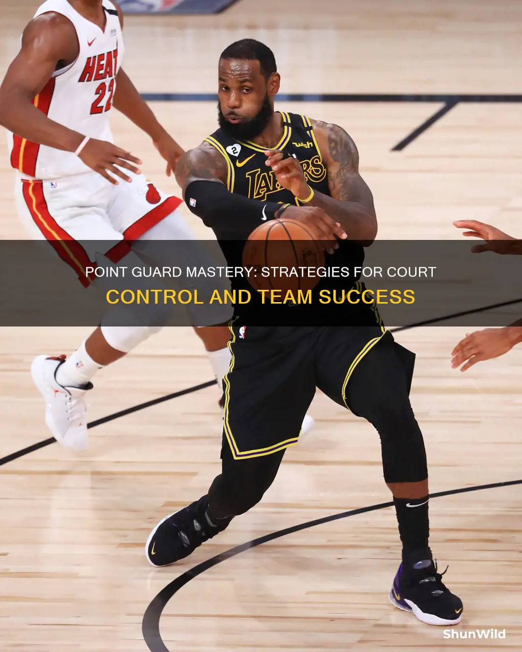 what does a point guard supposed to do in basketball