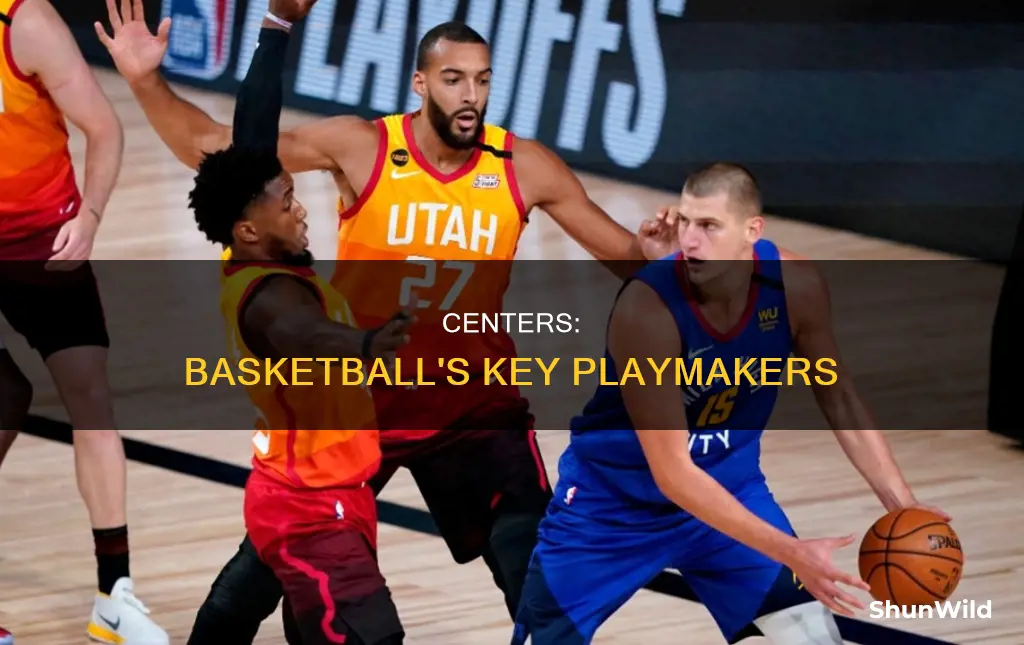 what is a centers job in basketball