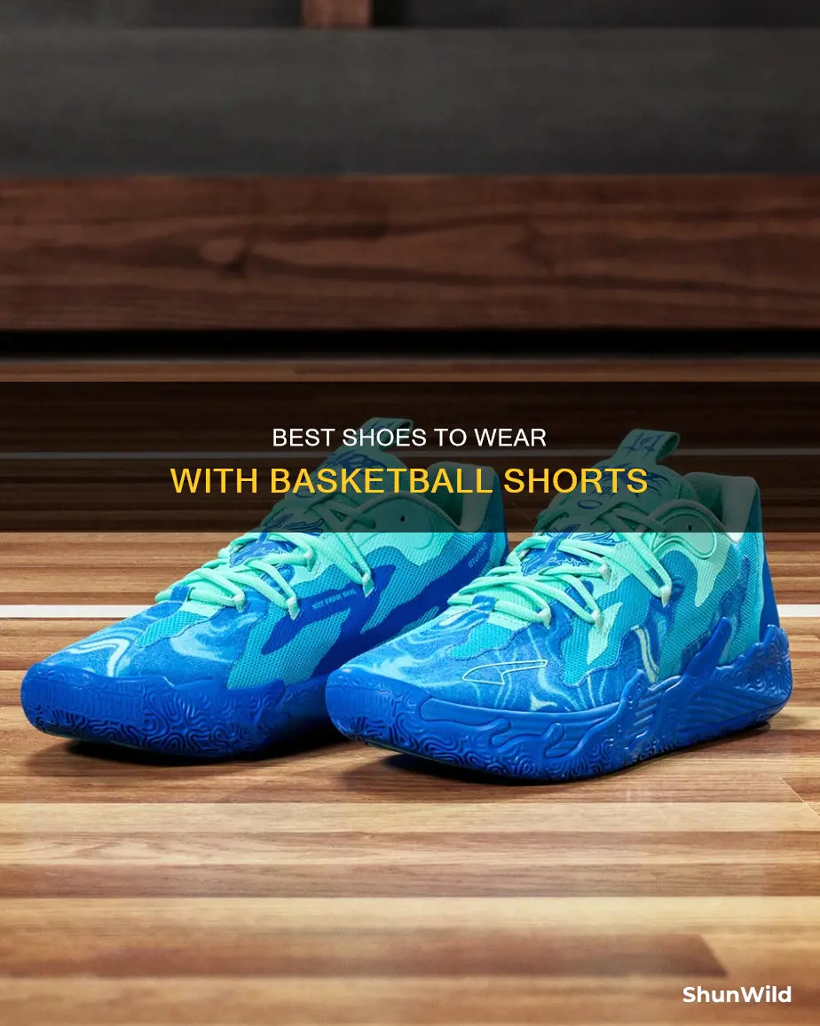 what shoes to wear for basketball shorts