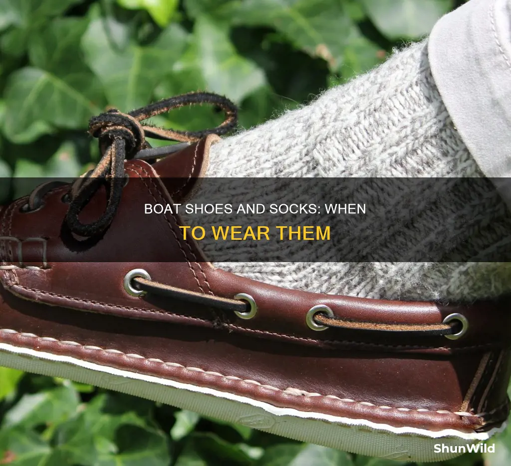 when to wear socks boat shoes