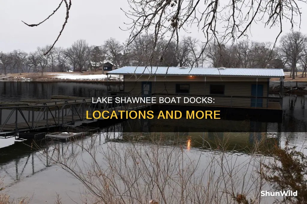 where are the boat docks at lake shawnee