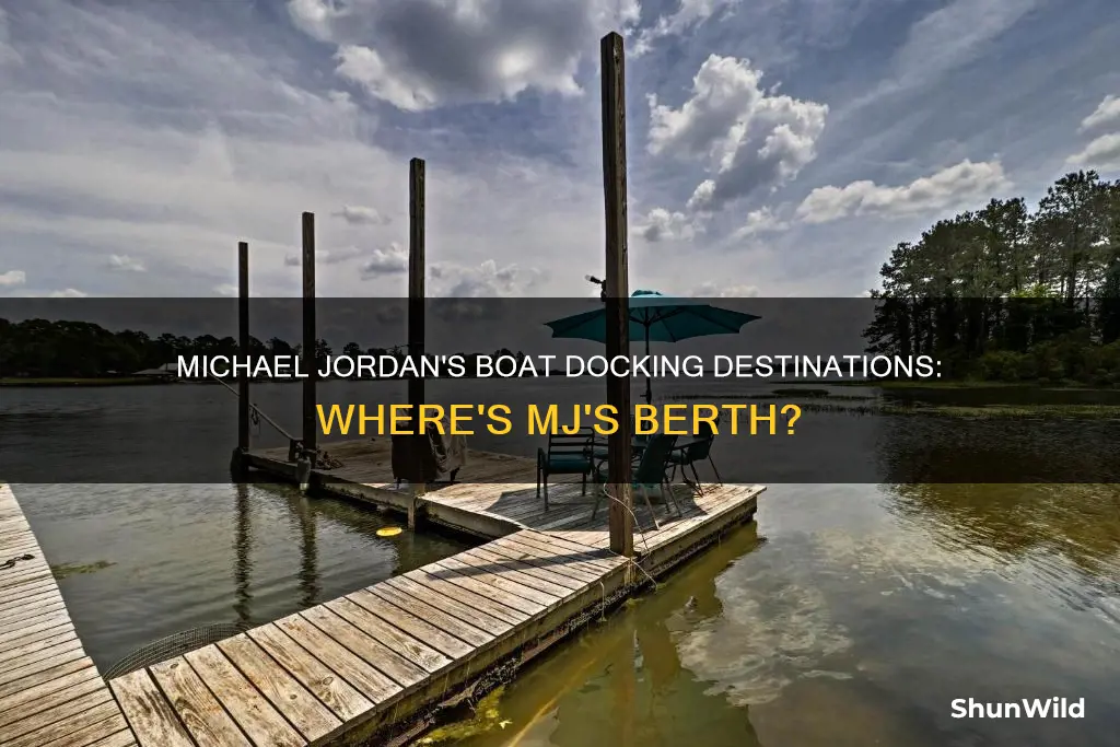 where does michael jordan dock his boat