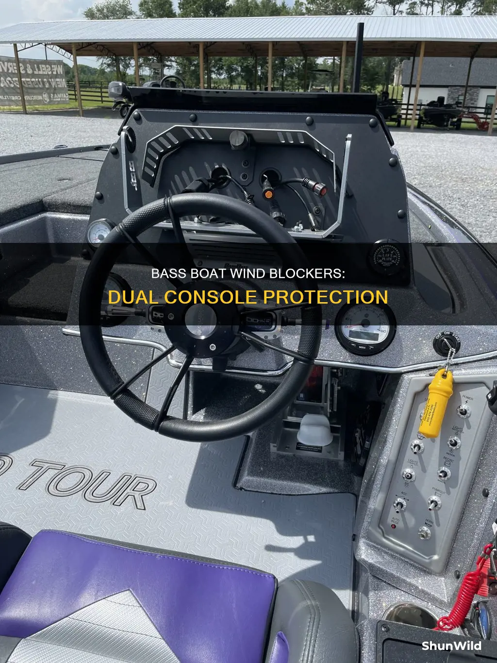 which dual console bass boat blocks the most wind