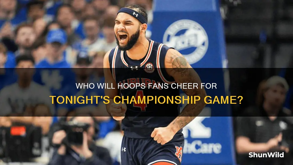 who is favored to win basketball championship tonight