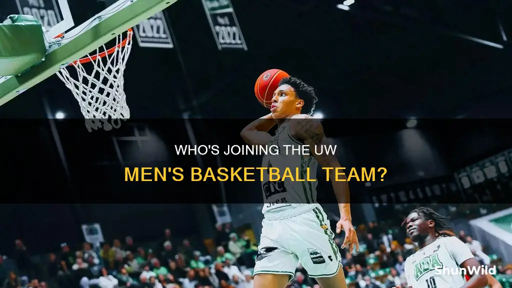 who is recruiting for uw men