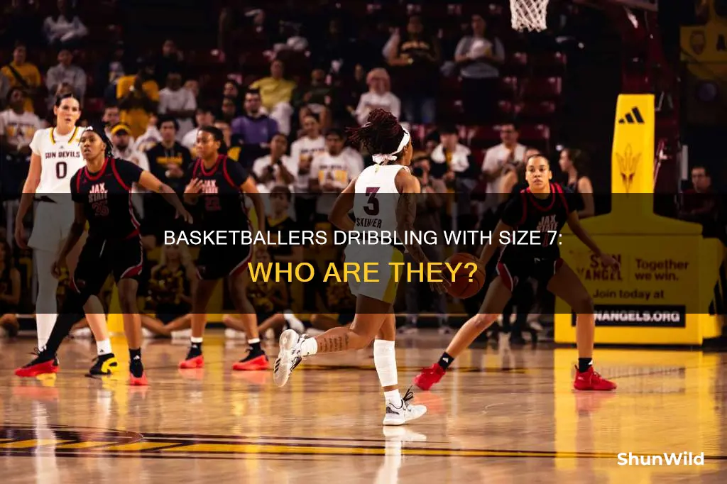 who uses a size 7 basketball